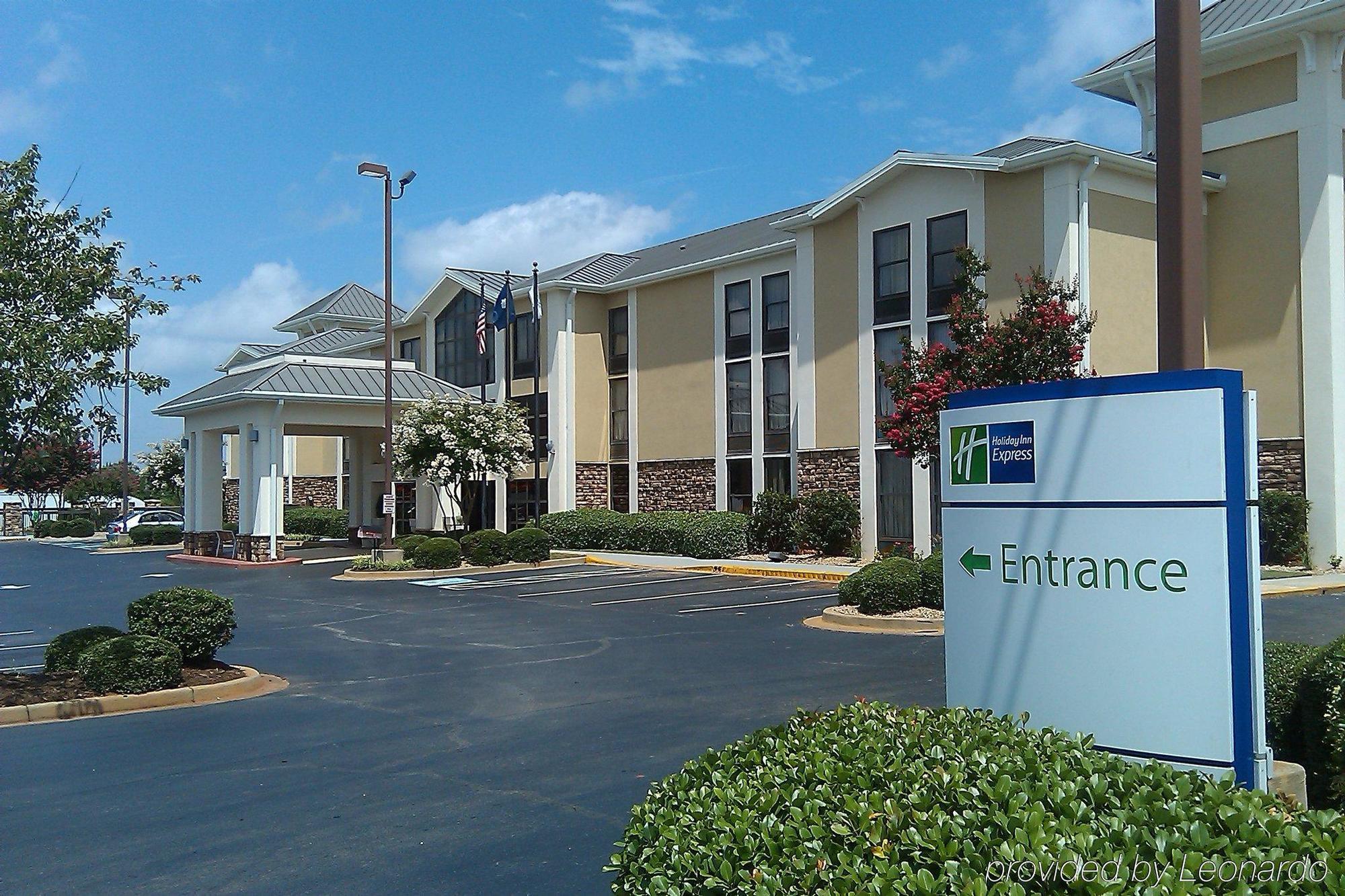 Holiday Inn Express Anderson I-85 - Exit 27- Highway 81 By Ihg Exterior foto